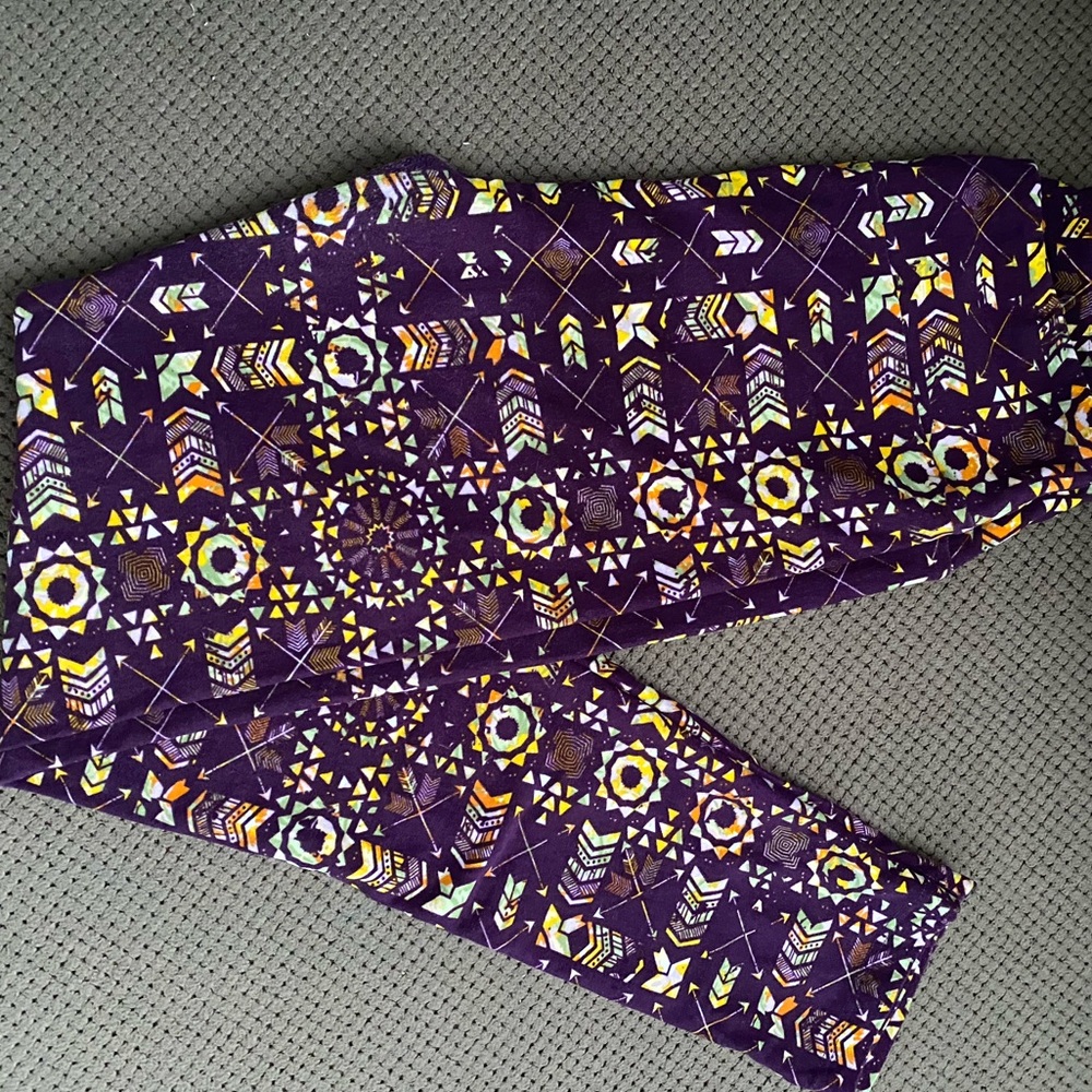 💗3/25$ SALE! Lularoe OS leggings